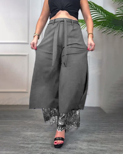 Hose mit Stickerei